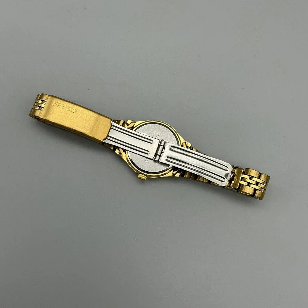 Vintage Citizen Women Watch 24mm Gold Tone Day Date 6000-077598 New Battery 5.5
